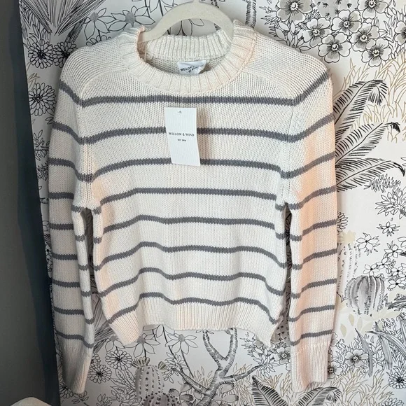 Elegant Striped Sweater in Cream and Gray - Picture 1 of 6